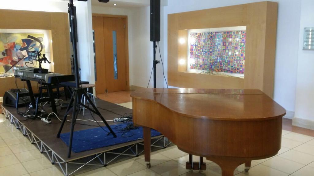 Hotel Planet Arezzo Luaran gambar