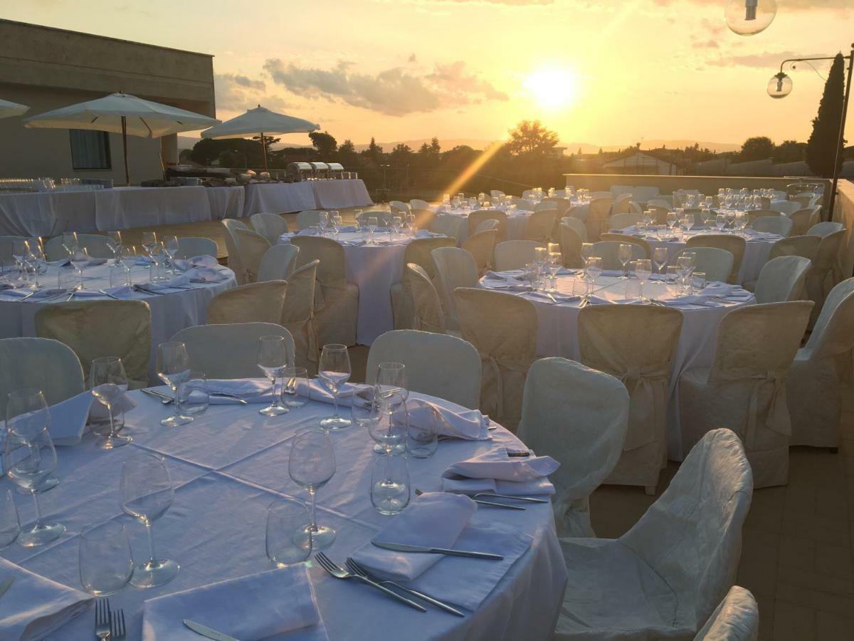 Hotel Planet Arezzo Luaran gambar
